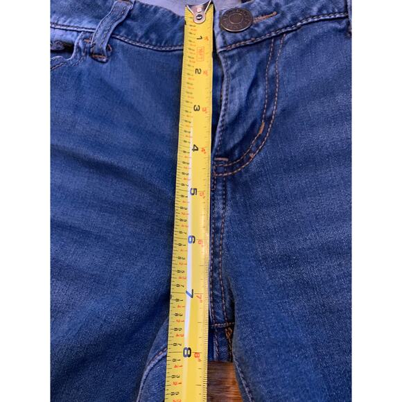 Celebrity Pink Denim Jean Shorts Juniors Sz 9 Embellished Pockets Cuffed LowRise - Picture 10 of 12